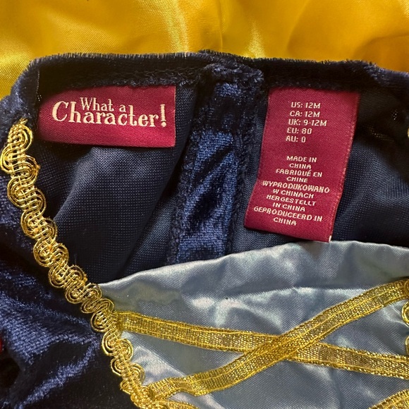 “What a character” Disney’s Snow White dress costume size 12 mo Halloween - Picture 5 of 7